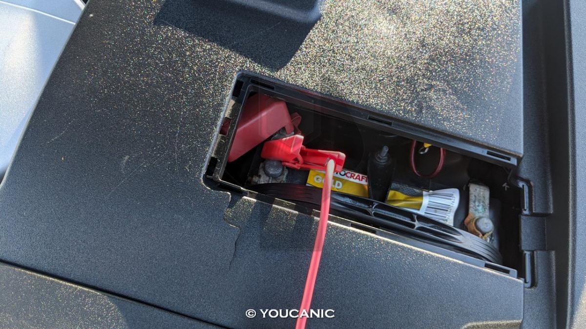 How to Charge Lexus Dead Car Battery